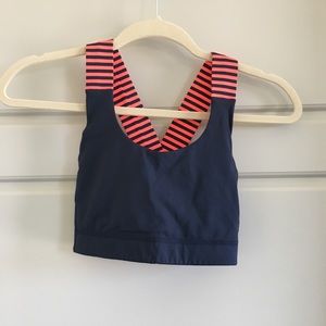 Lululemon sports bra